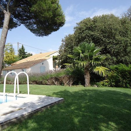 La Tangana Bed & Breakfast Rognes Екстериор снимка