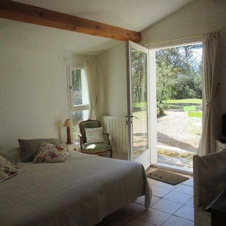 La Tangana Bed & Breakfast Rognes Екстериор снимка